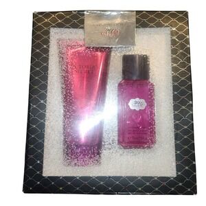 Victorias Secret NEW Tease Glam Fragrance Mist and Lotion Gift Set 2 Piece